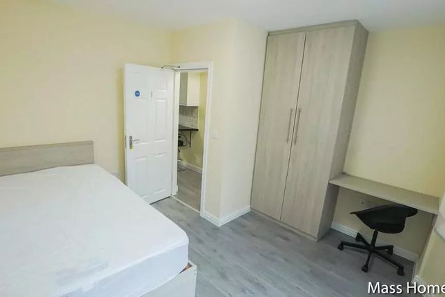 Bright And Tidy Double Bedroom Featuring A Comfort...