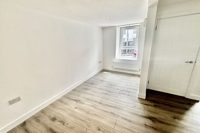 15 Meirion Street, Aberdare photo 5