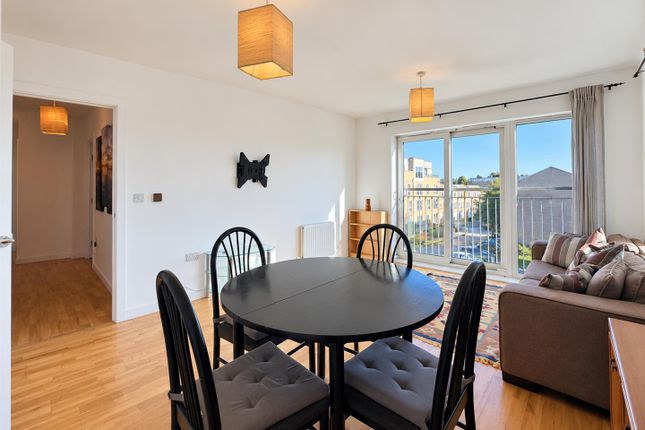 Flat 9, 2, Aurora Court, Fortune Avenue, Edgware photo 5