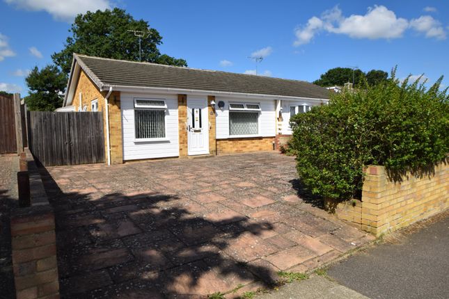 Bungalow for sale in Courtfield Avenue, Chatham, Kent