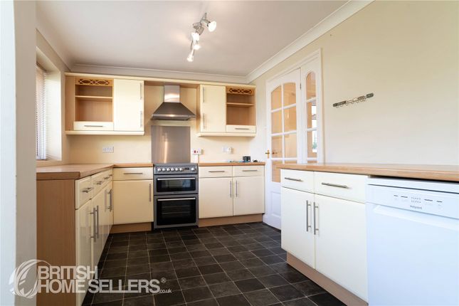 10, Elmwood Close, Middlesbrough photo 4