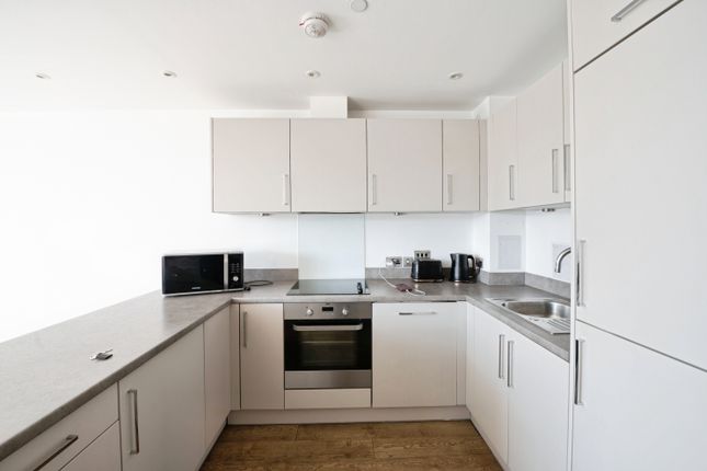 Flat 213/Oculus House 16-48, Cambridge Road, Barking photo 3
