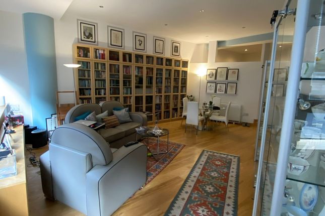 Flat for sale in Millennium, Newhall St
