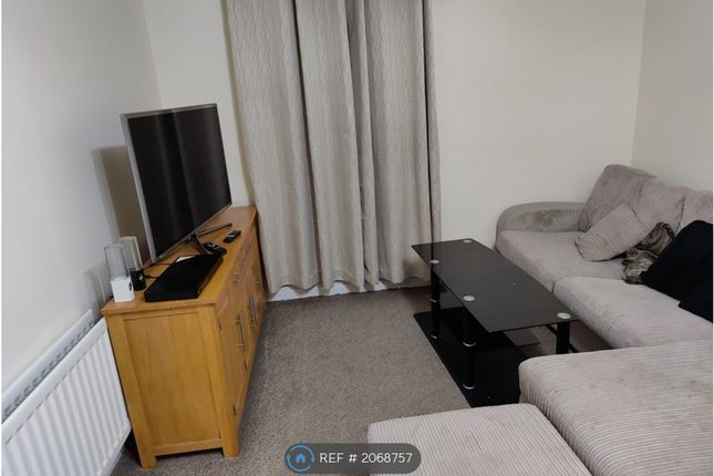 Thumbnail Flat to rent in Brunel Crescent, Swindon