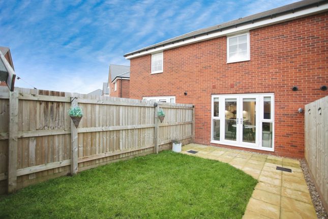 13, Mindaro Way, Rugby photo 3