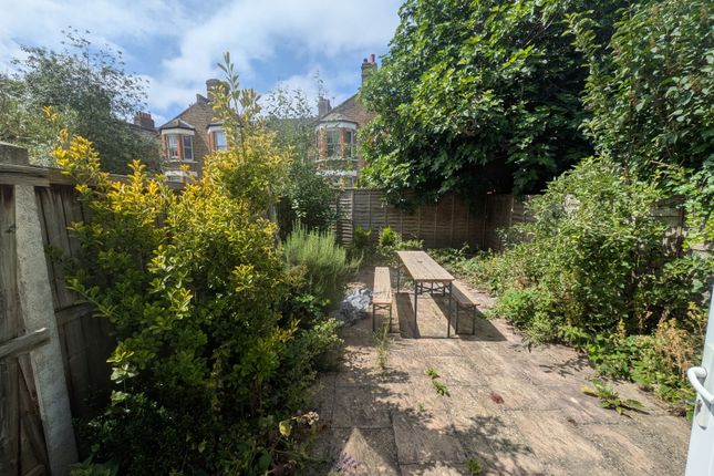 113, Langham Road, London photo 2