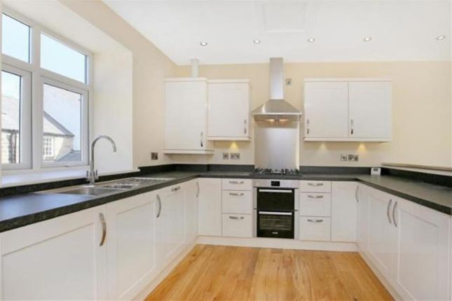 1, St. Roberts Mews, North Yorkshire photo 4