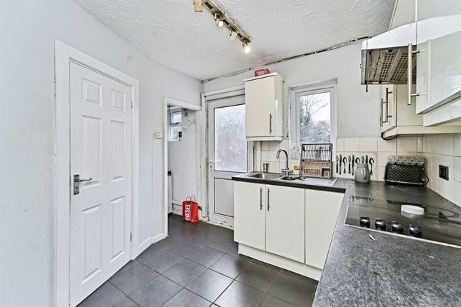 25, Cotterills Road, Tipton photo 3