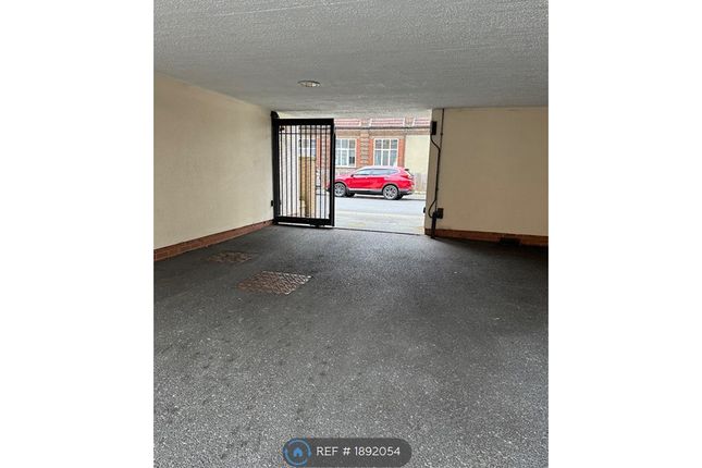 Thumbnail Flat to rent in Crunden Road, Croydon