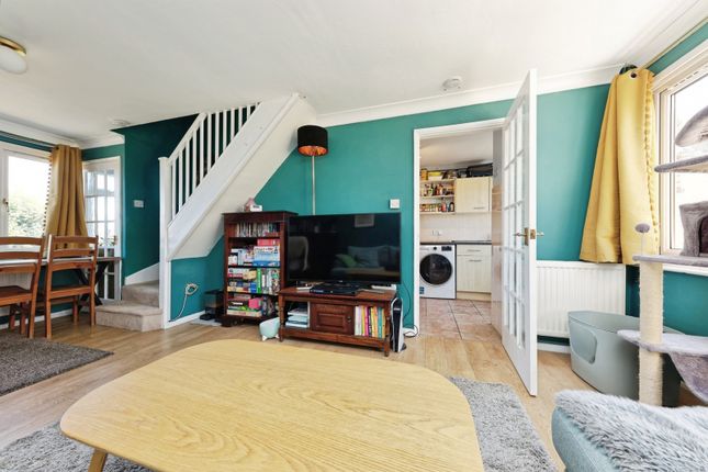 72, Franklyn Road, Kent photo 4