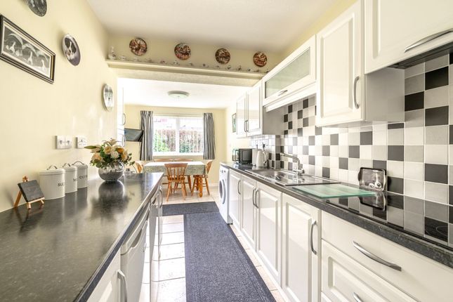 20 Lexington Close, Great Yarmouth photo 2