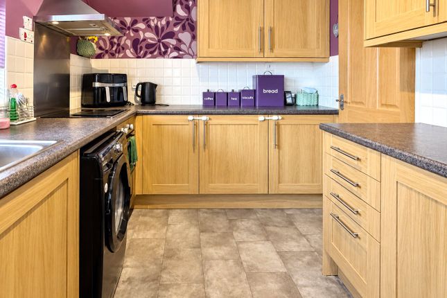 5, Barnton Place, Dumfries and Galloway photo 3