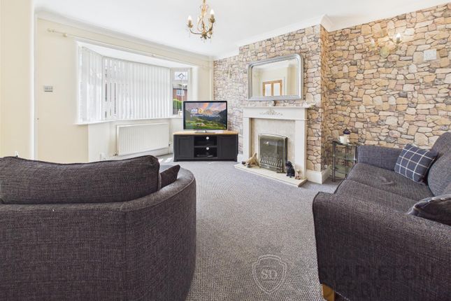 70, Vista Road, Newton-Le-Willows photo 3