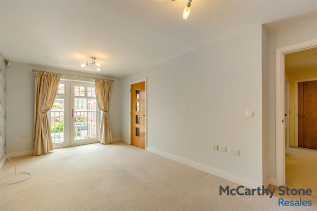 18 Rosebud Court, Westfield Road, Wellingborough photo 2