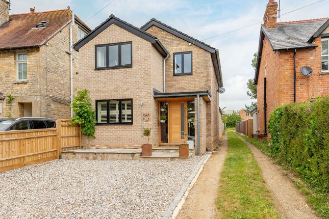 Thumbnail Detached house for sale in Woodstock Road, Witney