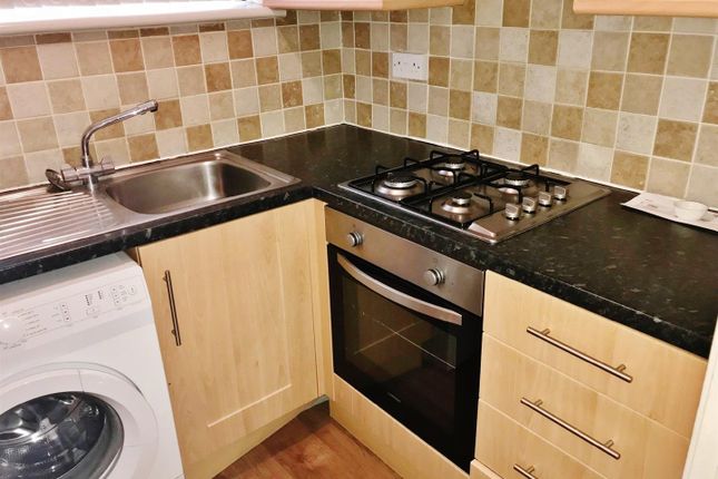 23, Pondthorpe, Coventry photo 5