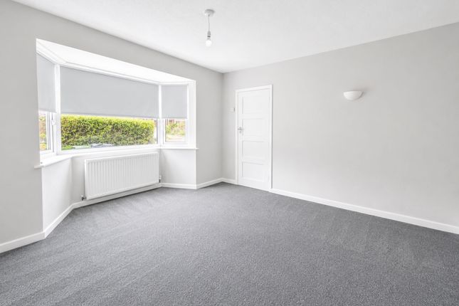 5 Oakfield Close, Alderley Edge photo 3