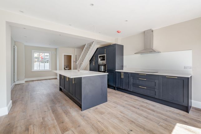 34 Cornfield Road, Reigate photo 4