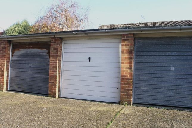 Parking/garage to rent in Downview Road, Worthing