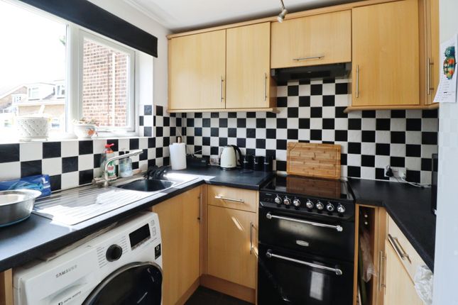 15, Elizabeth Way, Chelmsford photo 2