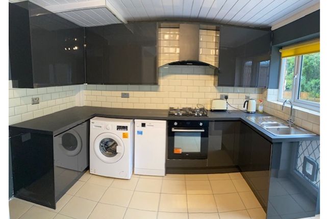 Thumbnail Property to rent in Llanedeyrn Road, Cardiff