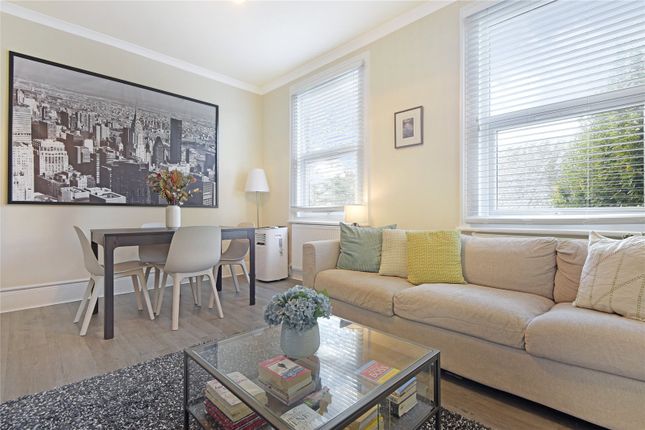 Flat for sale in Morley Road, Leyton, London