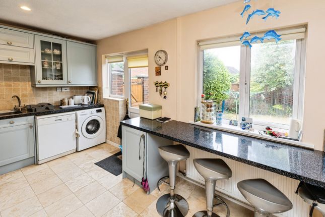 34, Wealstone Lane, Cheshire photo 4