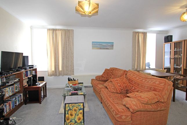 10 Victoria House, The Arsenal, Alderney photo 5