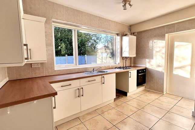 42, Windsor Road, Wigan photo 3
