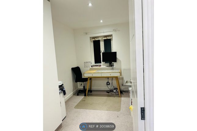 Doonican Drive, Glebe Farm, Milton Keynes photo 3