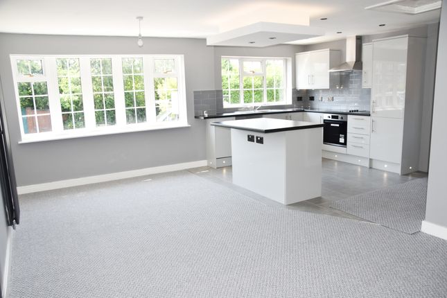 53, Ramage Grove, Stoke-on-Trent photo 2