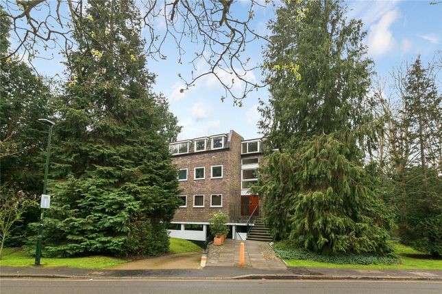 Thumbnail Flat for sale in Farrer Court, 23 Cambridge Park, East Twickenham