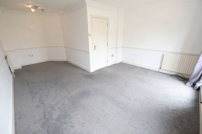 Town house for sale in Quayside Walk, Marchwood