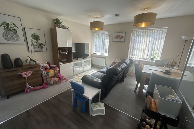12, Ikon Avenue, Wolverhampton photo 2