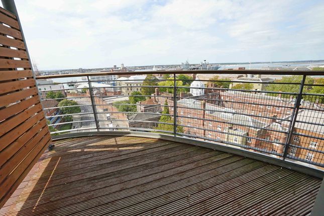 32, Admiralty Tower, Portsmouth photo 4
