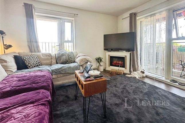 15, Meyrick Mead, Harlow photo 2