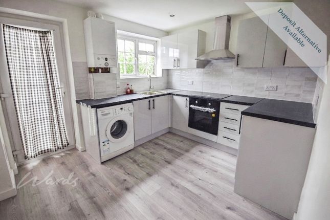 Room 4, 21, Wheatcroft Grove, Gillingham photo 2