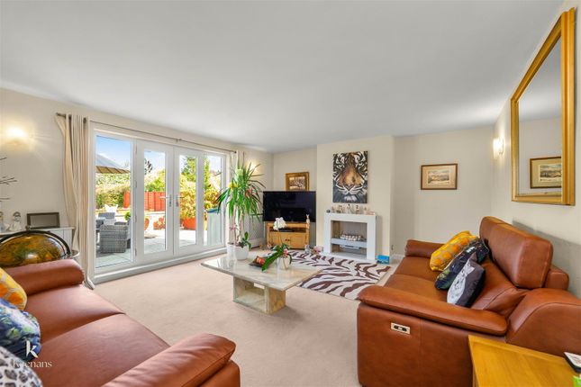 6, Sabden Road, Padiham photo 3