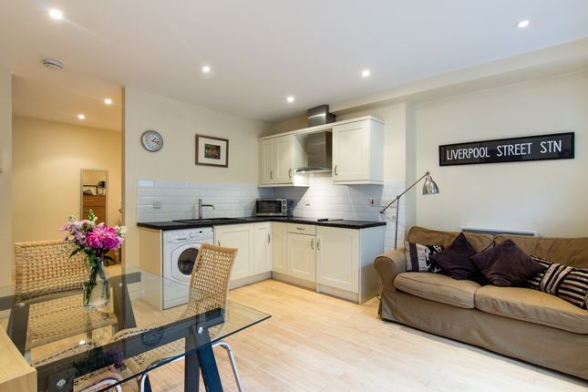 Flat to rent in Lower Addison Gardens, London
