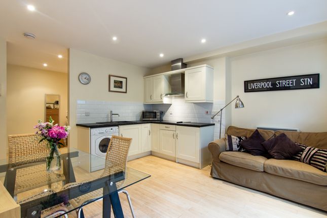 Thumbnail Flat to rent in Lower Addison Gardens, London