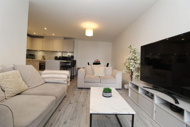 13, Charles Court, Margate photo 4