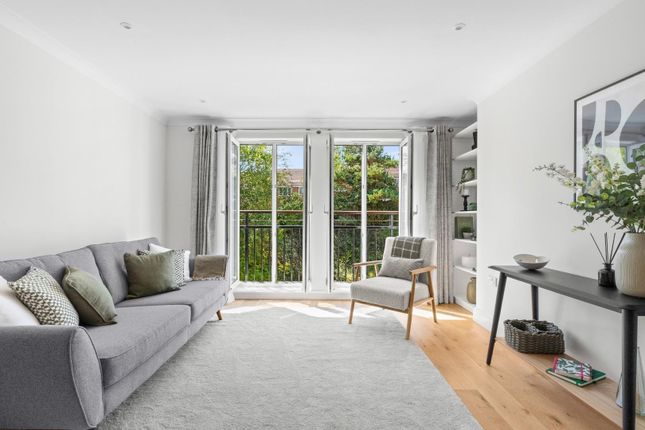 51 Gilbert Scott Court, Whielden Street, Amersham photo 4