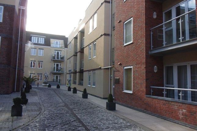 Thumbnail Flat to rent in Shippam Street, Chichester