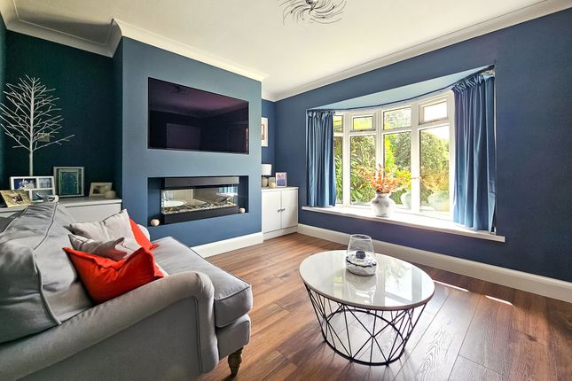 51 Arthurs Avenue, Harrogate photo 2