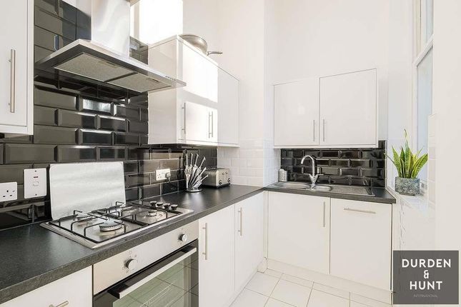 Flat for sale in Rosebury Square, Woodford Green