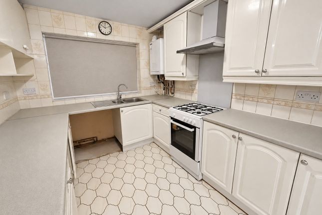 1, Rowan Way, Slough photo 4