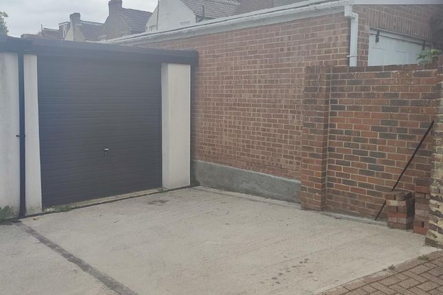 Garage 3, Brompton Road, Southsea photo 3