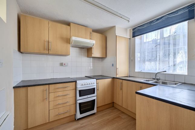 Russell Court, Tavistock photo 3
