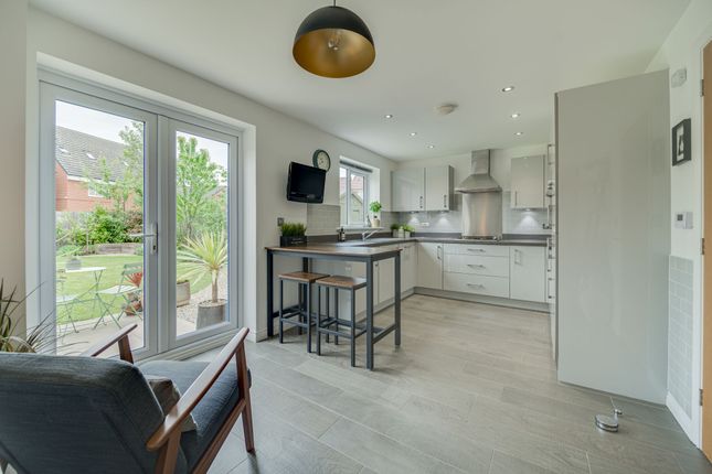 7 Boyd Close, Sandbach photo 3