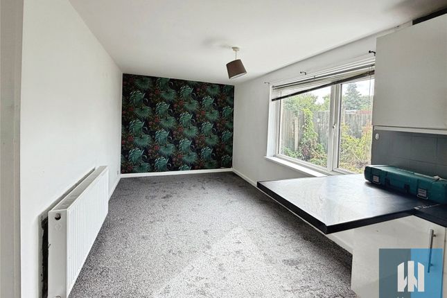 6, Attlee Avenue, Wakefield photo 5